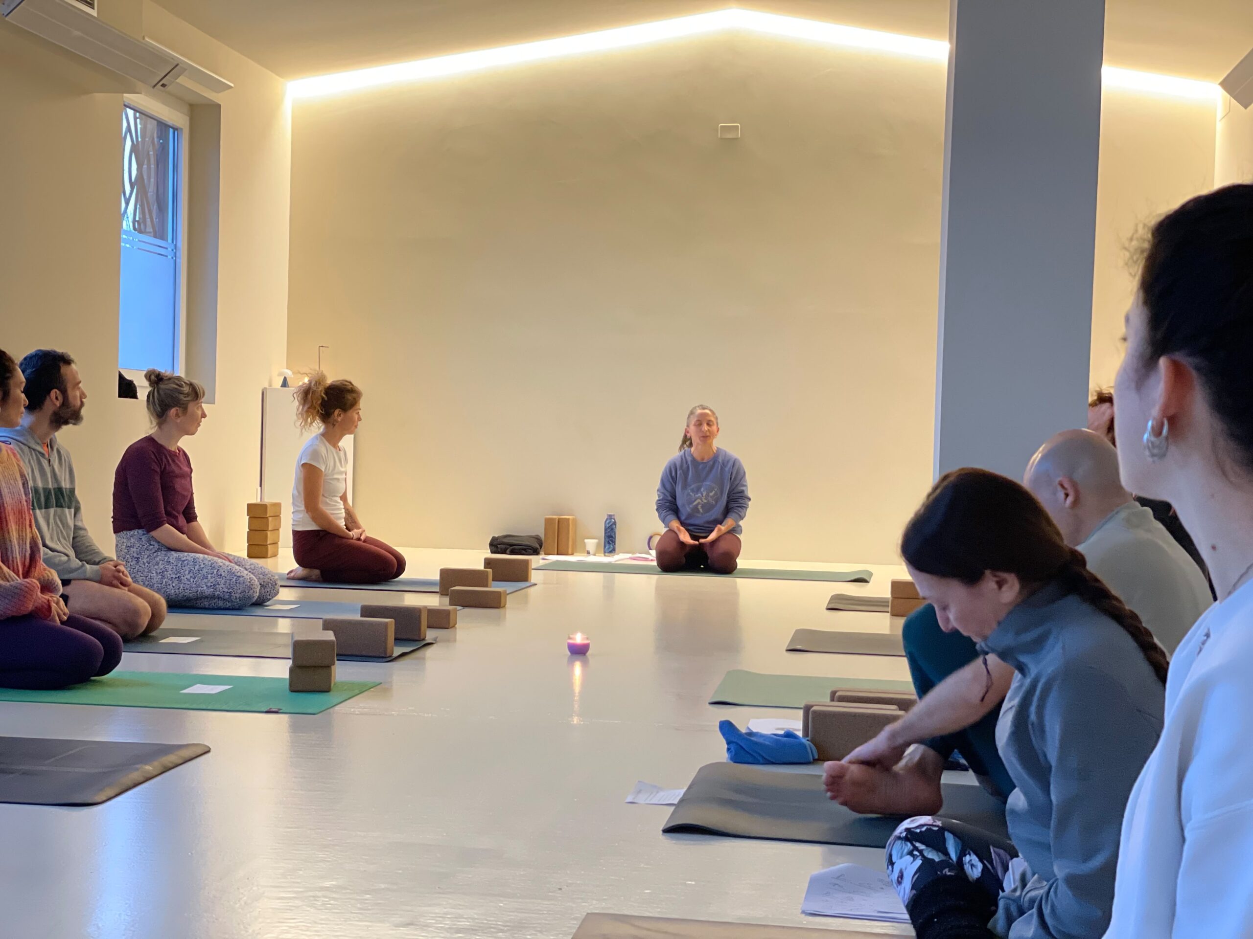 Black Lotus Yoga Ferrara Forlì 